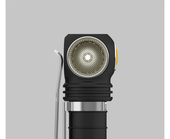 Armytek Wizard C1 Pro Magnet USB 18350 / Warm / 930 lm / TIR 70Â°:120Â° / 1x18350 (incl.)